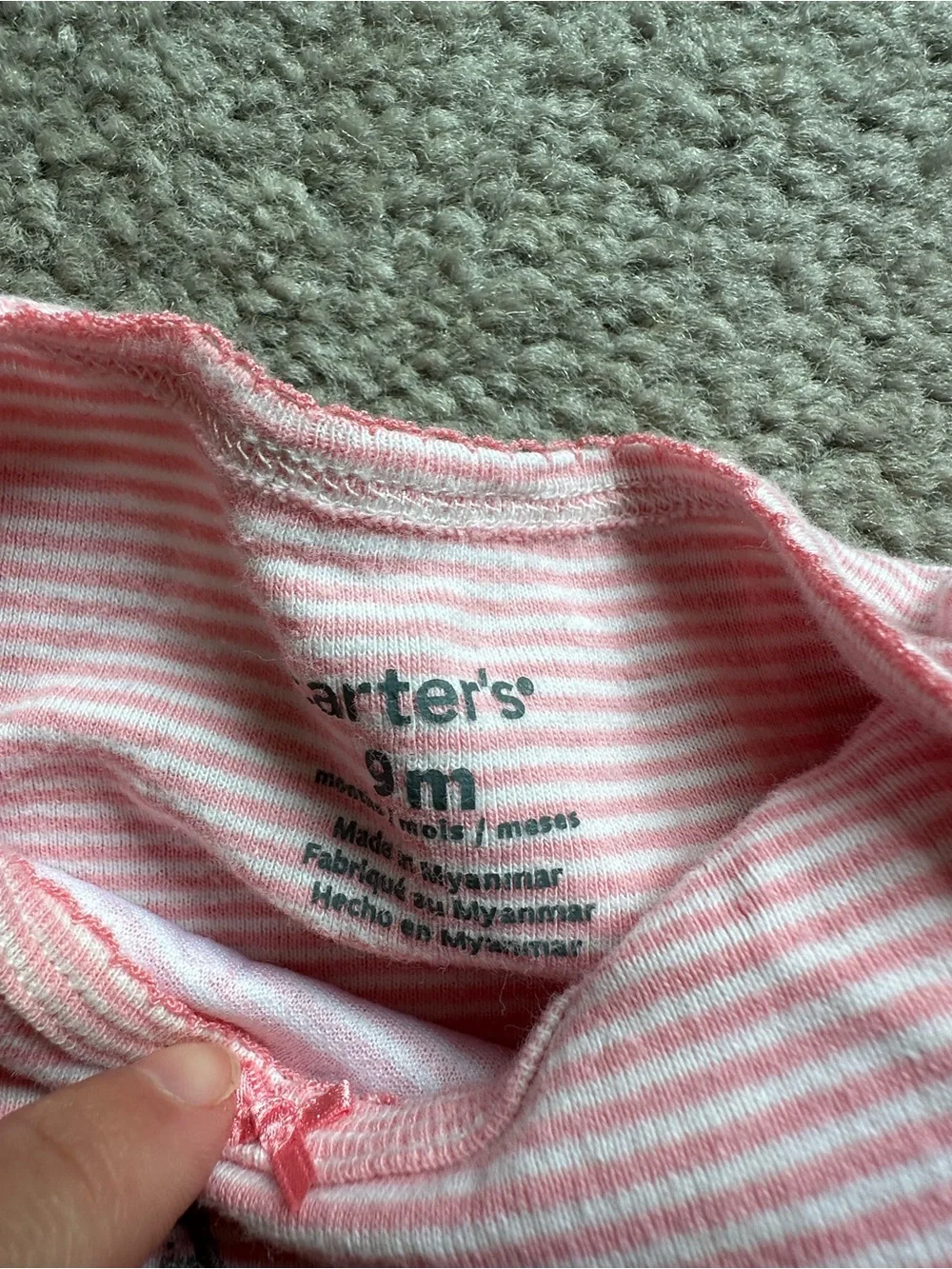 Mixed brands 6 piece baby girl 3 outfit lot Size: 6-9 months